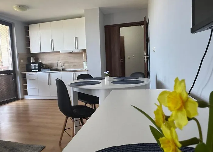 דירה 2-6 Royal Park *